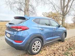 HYUNDAI TUCSON - 5