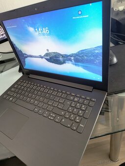 Lenovo i5 8gb ram NVIDIA GeForce 920 - 5