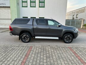 Toyota Hilux DC 2.8 I D-4D Executive 4x4 A/T - 5