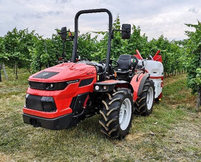 Malotraktor AGT 1060 Turbo, otočné pracoviště, 56 HP - 5