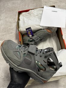 Corteiz x Nike Air Huarache - Gully Grey - SIZE 44 - 5