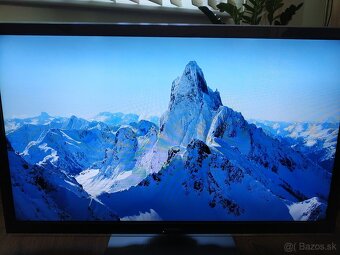 Panasonic TX-L42ET5E 42" (107cm) - 5