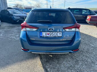 Toyota Auris 1.8 I VVT-i HybridSD Executive - 5