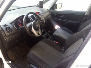 Kia Venga 1.4i 2011 - 5