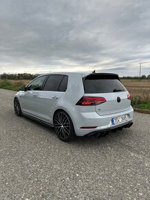 VW Golf R 2.0 TSI 4MOTION DSG - 5