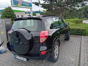 Toyota RAV 4x4 - 5