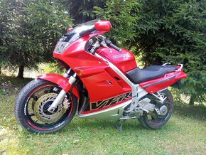 HONDA VFR 750 RC36 DOVOZ NA PRIHLASENIE - 5