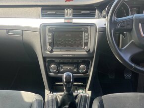 Skoda superb 2,0tdi dovoz gb - 5