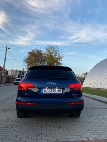 AUDI Q7 - 5