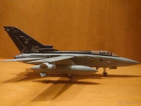 Panavia Tornado F.MK 3 - model letadla 1:72 - 5