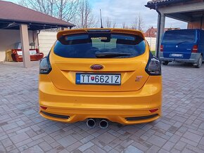 Ford Focus ST 2.0 EcoBoost SCTi ST R - 5