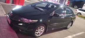 Na predaj Honda City 1,3 - 5