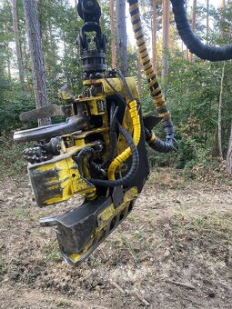 Harvestor John Deere 1170  E - 5