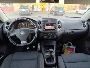 Predám Tiguan 1.4 tsi 4×4 110kw R-Line rv. 7.2009 - 5