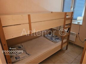 PRIVLAKA - apartmán - 130 m od mora - 5