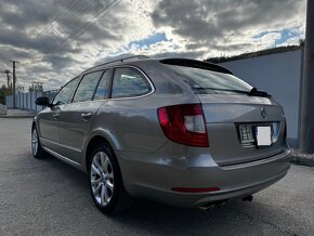 Škoda Superb Combi 2.0 TDI 103KW/140PS 4x4 DSG Elegance - 5