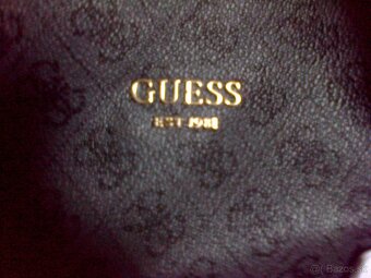 kabelka guess - 5