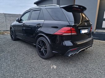 Mercedes 63s AMG - 5