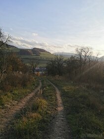 Rekreačný pozemok v Košeckom Podhradí, 727 m2 - 5