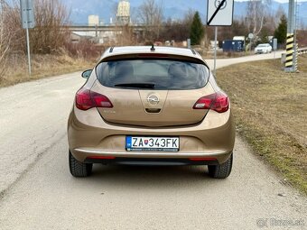 Opel Astra - 5