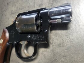 Revolver Smith and Wesson, Model 12, Airweight - 5