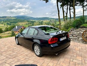 Bmw E90 320D, 210 600km - 5