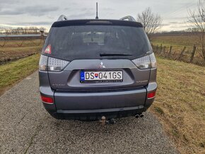 Mitsubishi Outlander 2.2 hdi - 5