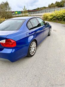 BMW 320si - 5