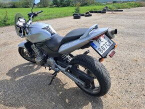 Honda Hornet - 5