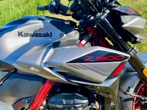 Kawasaki Z900 - 5