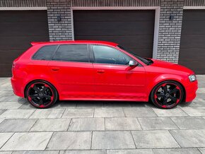 Audi RS3 8P 2.5 TFSI QUATTRO - 5