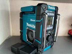 Makita DMR301 Aku rádio s nabíjačkou, DAB, Bluetooth, Li-ion - 5