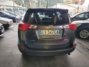 TOYOTA RAV4 2.0 DID.2WD - 5