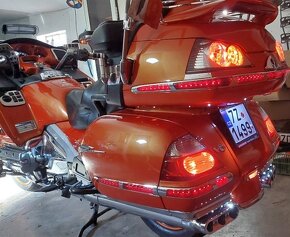 Honda GL 1800 Goldwing - 5