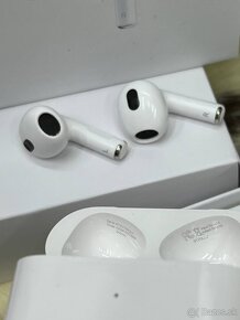 AirPods 3 - 5