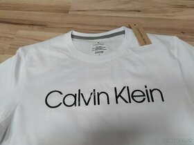 Calvin Klein - Tričká a Mikiny pánske a dámske - 5