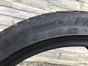 235/40 R19 zimne pneu MICHELIN - 5