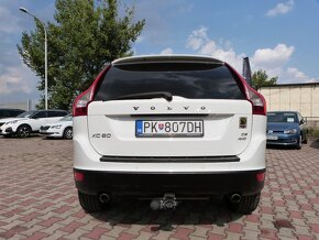 Volvo XC60 D5 (151kW) AWD Kinetic Geartronic - 5