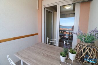 ☀ Šibenik/okolie – TOP kompletne zariadený 2-izbový apartmán - 5