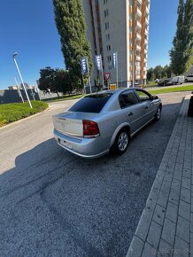 OPEL VECTRA 1.6 benzin 2006 rok - 5