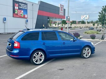 ŠKODA OCTAVIA 2 RS DSG 2,0 tdi 125 kw Race Blue WEBASTO - 5