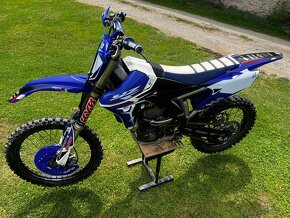 Yamaha YZF 450 - 5