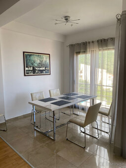 Priestranný apartmán s rozlohou 107 m² s terasou, Budva, Čie - 5