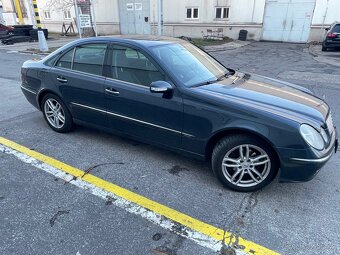 Mercedes-Benz W211 E220 CDI - 5