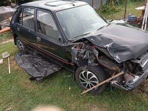 Peugeot 205 na náhradné diely - 5