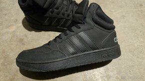 Obuv Adidas Hoops 3.0 - 5