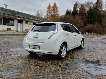 Nissan Leaf Acenta 24kWh, nízky nájazd, pôvodný lak - 5