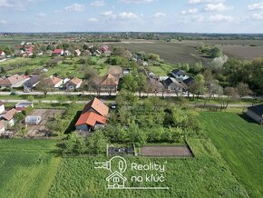 Na predaj stavebný pozemok v obci Palárikovo - 5
