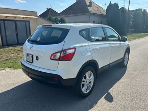 Nissan Qashqai 1.6 - 5