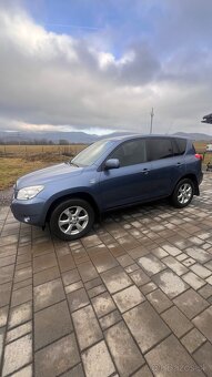 Toyota RAV4 - 5